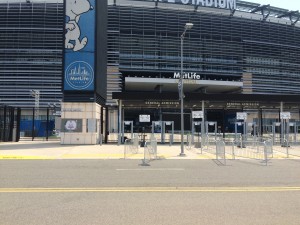 Met Life Stadium metal detectors